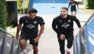 بعد التوقف الدولي.. غوارديولا يزف البشرى تجاه مرموش وآيت نوري