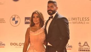 خالد سليم رفقة زوجته