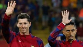 رافينيا وروبرت ليفاندوفسكي في برشلونة