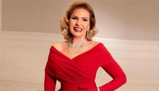 الفنانة يسرا 