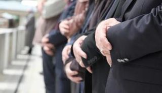 صلاة الجنازة - تعبيرية