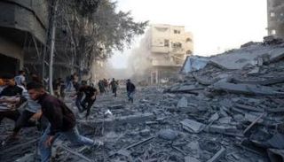 آثار قصف إسرائيلي في غزة