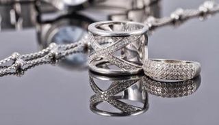 مشغولات فضية