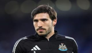 ساندرو تونالي لاعب نيوكاسل