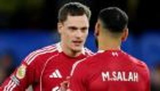 غضب في ليفربول.. الجماهير تهاجم محمد صلاح وتطالب باستبعاده