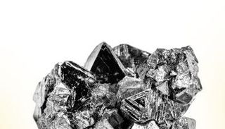 صفقة ضخمة للمعادن النادرة بين أستراليا وأمريكا