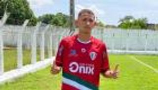 المتهم «بقرة».. حادثة غريبة تنهي حياة لاعب كرة قدم (فيديو)