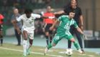 حدّد هدف الجزائر في كأس أفريقيا 2025.. عمورة يهاجم بلماضي بتصريح ناري