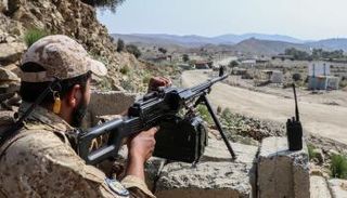 جندي أفغاني قرب الحدود مع باكستان