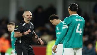 من مباراة ليفربول وبرينتفورد