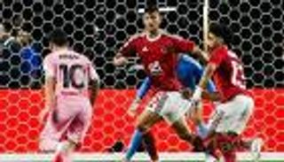 ما حقيقة خروج أشرف داري من الأهلي المصري؟