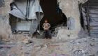 مصدر مصري يعلق على غارات غزة: الهدنة سارية وملتزمون بتذليل العقبات