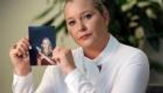 سر فيرجينيا الممنوع.. جدل حول السياسي الذي اغتصب «ضحية إبستين»