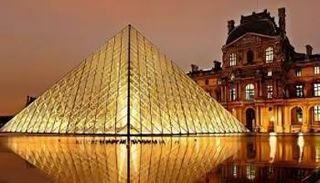 متحف اللوفر - أرشيفية