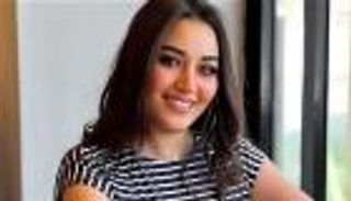 رغم تصاعد أزمتها القضائية مع زوجها السابق.. رحمة محسن تعود لإحياء حفل الهالوين