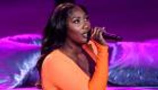 آيا ناكامورا تستعين بمبابي لإعلان حفل ثالث في استاد فرنسا