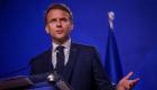 11 % .. شعبية ماكرون تتهاوى وأسهم لوكورنو ترتفع