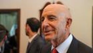 براك يتوقع زيارة قريبة للشرع إلى واشنطن ويحذر لبنان