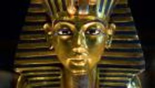 توت عنخ آمون.. الفرعون الذهبي الذي أصبح أعظم علامة تجارية في التاريخ