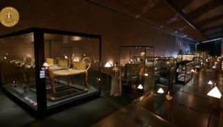 كنوز توت عنخ آمون