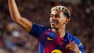 لامين يامال نجم برشلونة الواعد