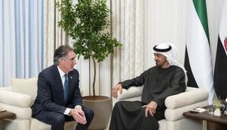 الشيخ محمد بن زايد آل نهيان ودوغ بورغوم وزير الداخلية الأمريكي - وام