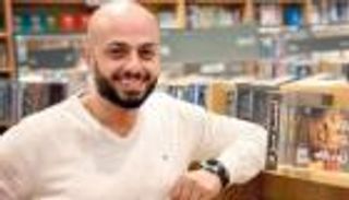 صوت مصر السردي.. أحمد مراد يكتب للعالم من المتحف المصري الكبير