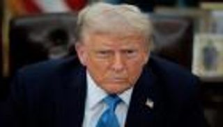 ترامب يهدد دولة أفريقية بـ«هجوم محتمل»: قد نذهب إليها مدججين بالسلاح