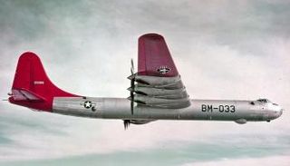 قاذفة أمريكية من طراز بي-36