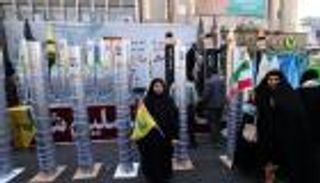 رسائل «الصواريخ» و«النعوش».. إيران تحيي ذكرى اقتحام سفارة أمريكا (صور)