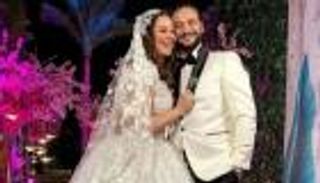 غياب الدبلة يشعل الشائعات.. حقيقة انفصال هنادي مهنا وأحمد خالد صالح