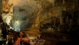 خبراء يحذرون من أضرار بيئية بسبب حفل زفاف داخل «مغارة جعيتا اللبنانية»