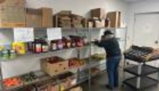 في أغنى دولة بالعالم.. الإغلاق الحكومي يوقف الطعام عن 40 مليون فقير