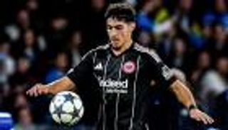 أصيب قبل معسكر الجزائر.. كيف ظهر فارس شايبي أمام نابولي؟