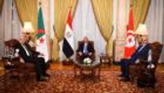 الآلية الثلاثية وليبيا.. «دبلوماسية الجوار» لبحث مسارات الحل 