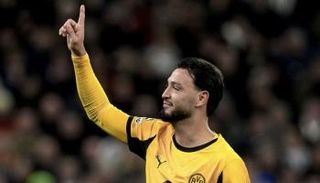 بن سبعيني نجم بروسيا دورتموند