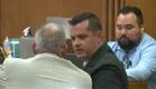 أمريكا.. انتحار أب عقب إدانته بقتل طفلته داخل سيارة مغلقة