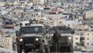 إسرائيل تجمد خطة تقليص قواتها في الضفة الغربية