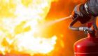 مصر.. حريق يلتهم أسرة كاملة بسبب شاحن هاتف