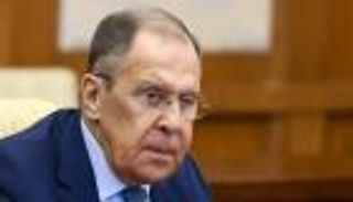 لافروف يعيد ورقة «التجربة النووية» إلى الطاولة