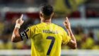 رحلة الـ1000 هدف مستمرة.. كريستيانو رونالدو يبصم على مئوية مميزة