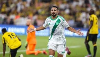 محرز نجم الأهلي السعودي