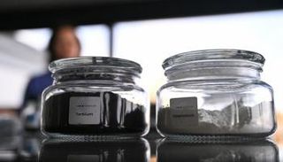 العناصر النادرة - أ ف ب