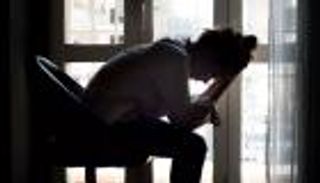 دراسة تكشف ارتباطا مقلقا بين نقص فيتامين D وارتفاع خطر الاكتئاب