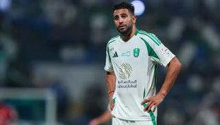 محرز نجم الأهلي السعودي