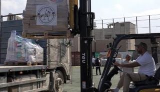 مساعدات إماراتية إلى غزة