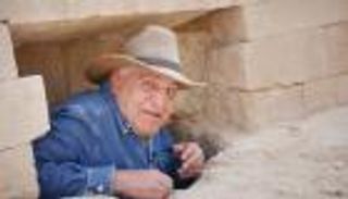 مصر تترقب إعلان كشف أثري ضخم داخل هرم خوفو