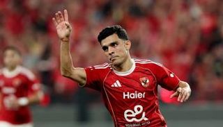 أشرف بن شرقي في مباراة الأهلي والزمالك