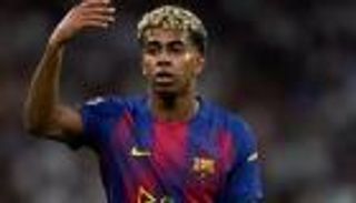 لامين يامال يتحول لـ«قائد متذمر» بسبب دفاع برشلونة