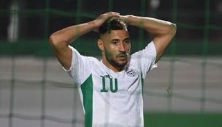 يوسف بلايلي نجم منتخب الجزائر